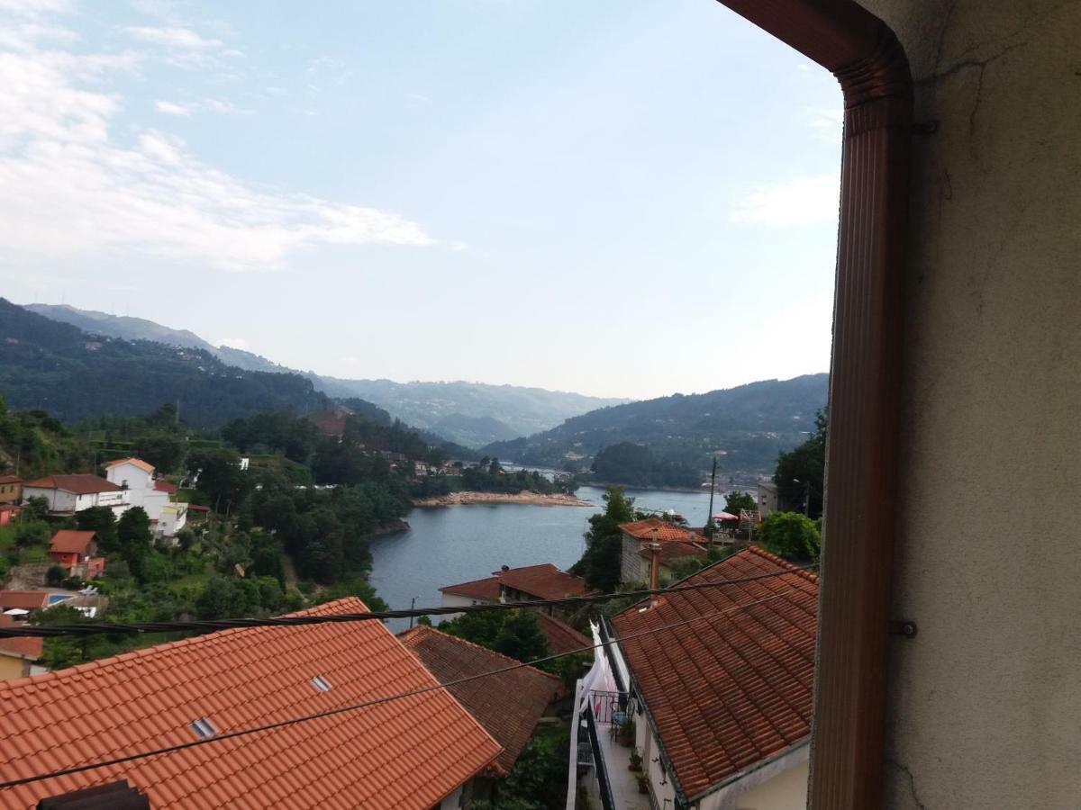 Casa Dina Doceira Apartment Geres Luaran gambar