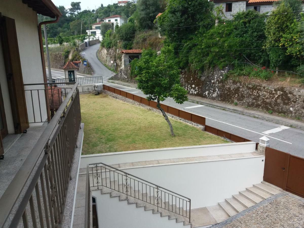 Casa Dina Doceira Apartment Geres Luaran gambar