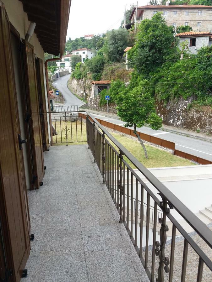 Casa Dina Doceira Apartment Geres Luaran gambar